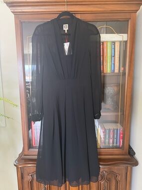 Anne Klein Black Long-Sleeve V-Neck Midi Dress